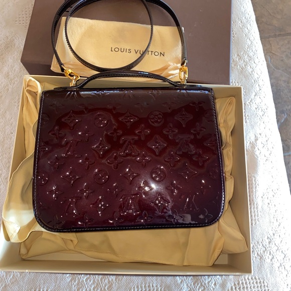 Louis Vuitton Monogram Vernis Mirada Shoulder Bag - Picture 5 of 9